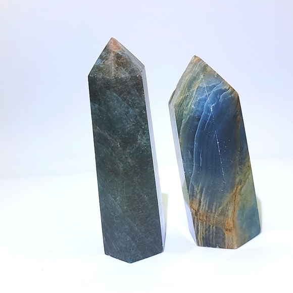 Lot of 2 Saphire Towers Earth Mined Natural Gemstone Hand Made 3.5" & 3" Tall - Picture 1 of 6